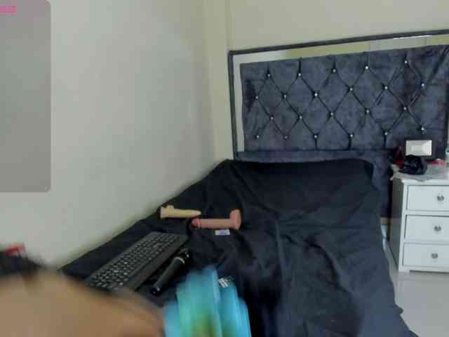 Sexywifemadison webcam