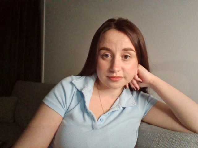 BellaChery10 Live Cam and Statistics on UnifiedCams