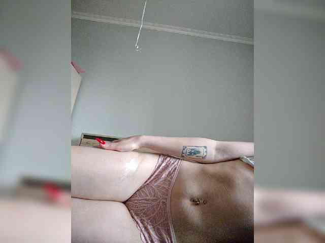 Alla021 webcam
