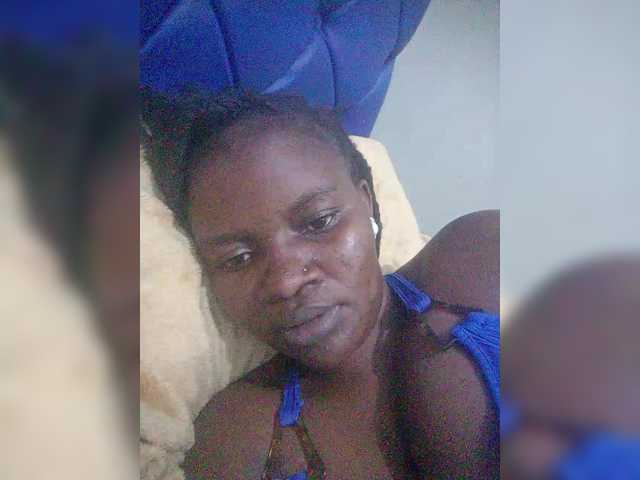 PearlAlis's BongaCams show and profile