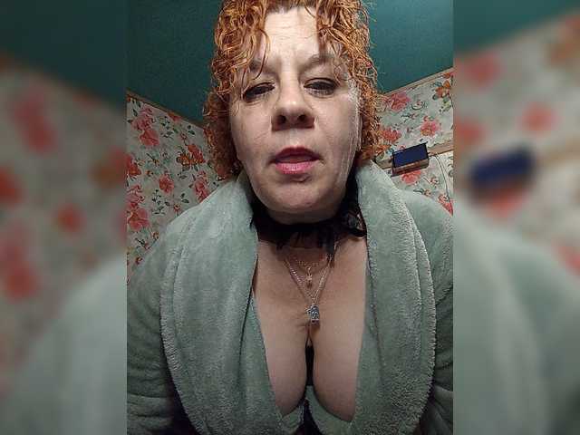 Private-LLIoy live cam preview