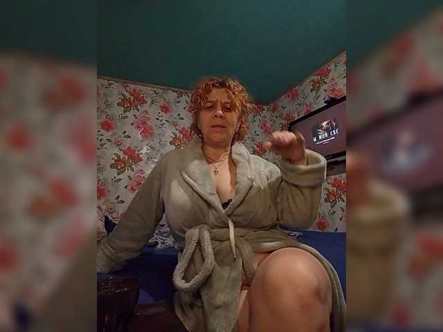 Private-LLIoy live cam preview