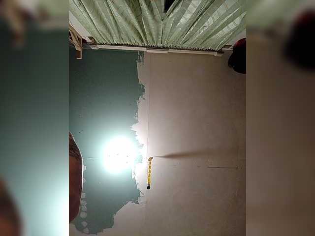 Private-LLIoy live cam