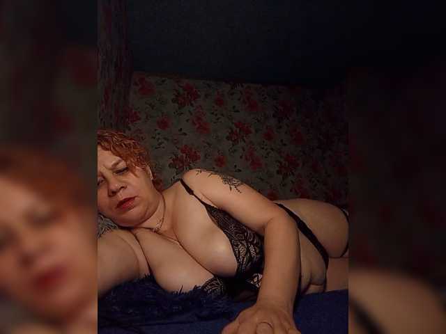 Private-LLIoy live cam preview