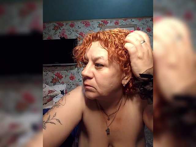 Private-LLIoy live cam preview