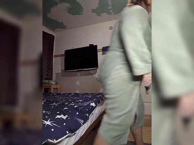 Private-LLIoy webcam