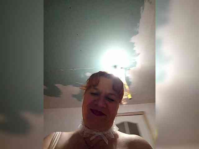 Private-LLIoy webcam