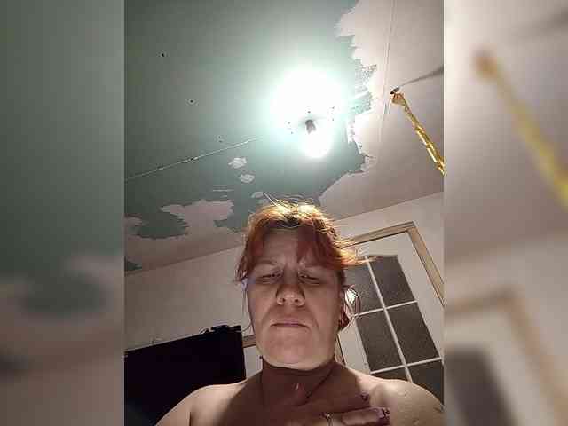 Private-LLIoy webcam