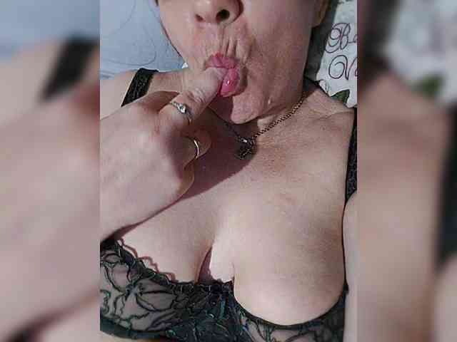Private-LLIoy webcam