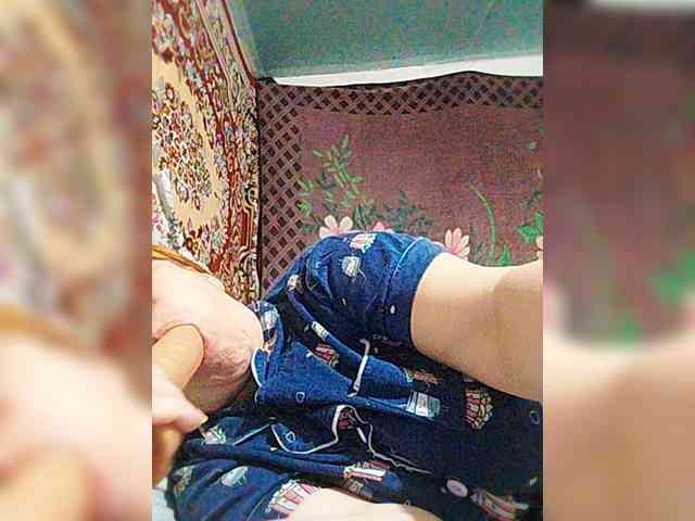Private-LLIoy webcam