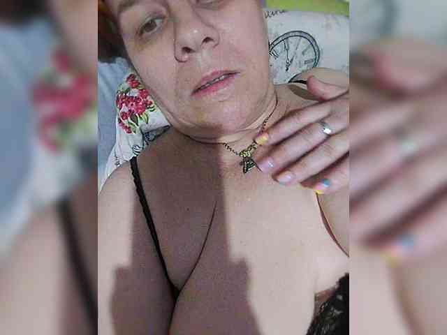 Private-LLIoy webcam