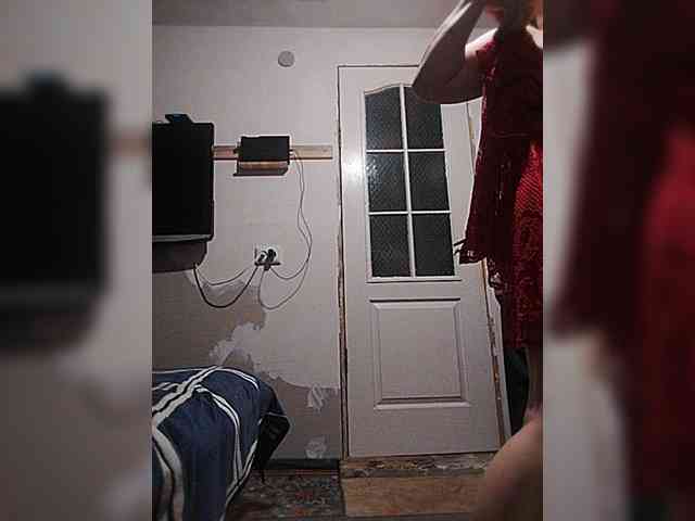 Private-LLIoy webcam