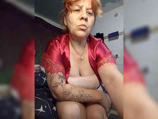 Ossanna Live Webcam on BongaCams