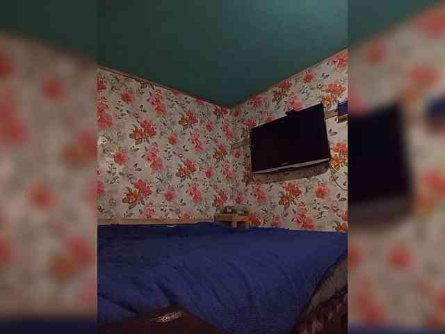 Private-LLIoy webcam