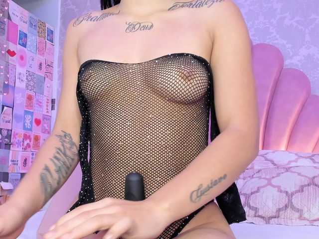 EsmeraldaFox live cam on BongaCams