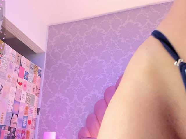 EsmeraldaFox live cam on BongaCams