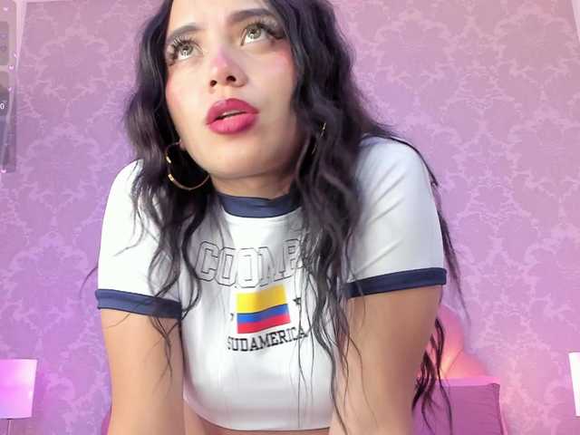 EsmeraldaFox live cam on BongaCams