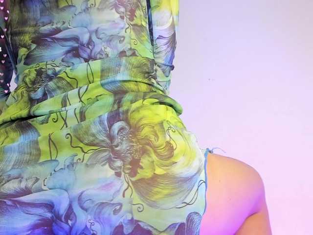 EsmeraldaFox live cam on BongaCams