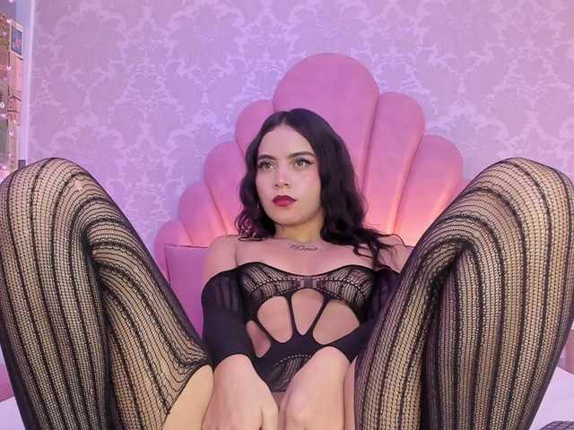 EsmeraldaFox live cam on BongaCams