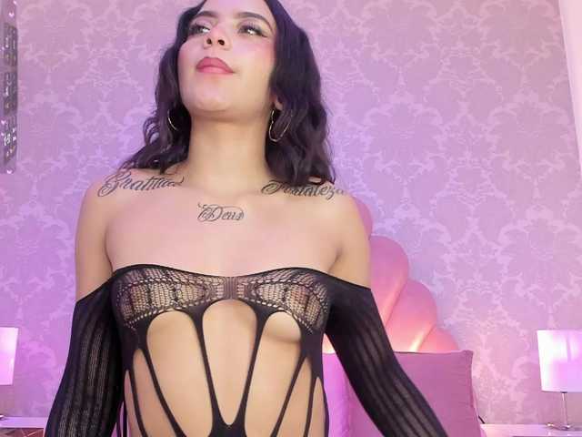 EsmeraldaFox live cam on BongaCams
