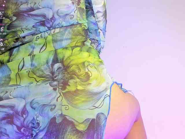 EsmeraldaFox webcam