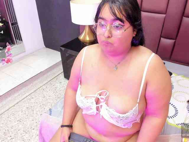 AteneaAlexandri webcam