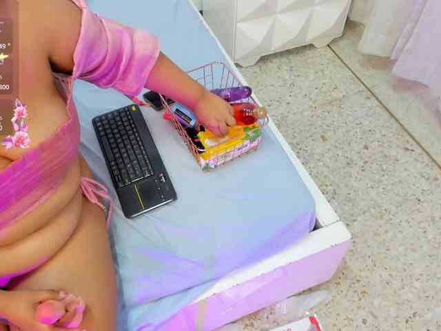 AteneaAlexandri webcam