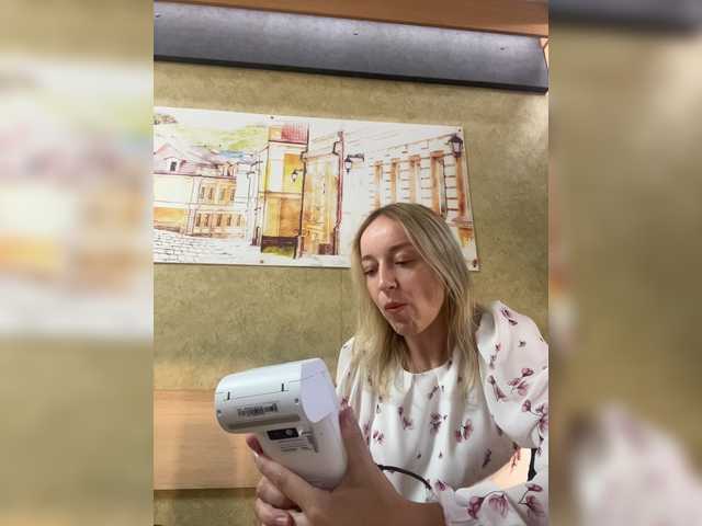 Sara6969 live webcam show