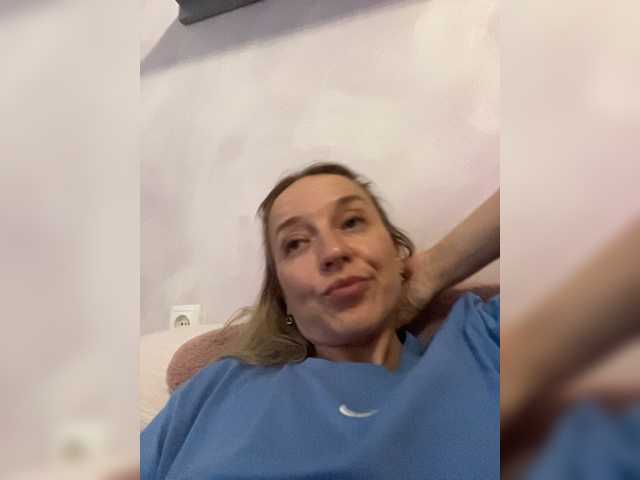Sara6969 live cam on BongaCams