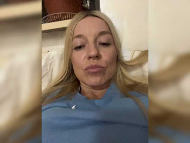 Sara6969 live cam on BongaCams