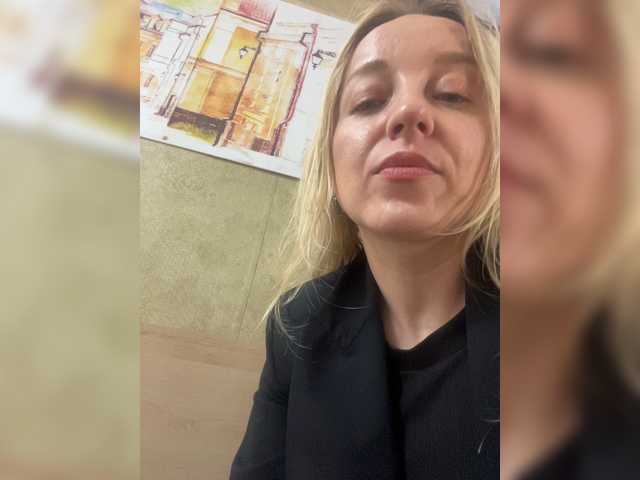 Sara6969 live cam on BongaCams