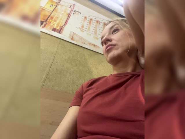 Sara6969 live cam on BongaCams