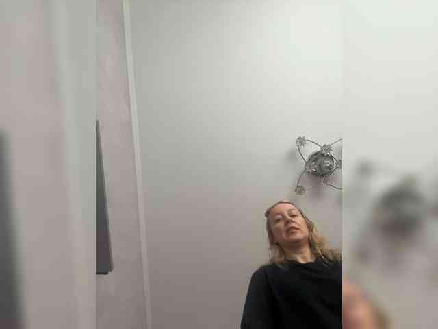Sara6969 webcam