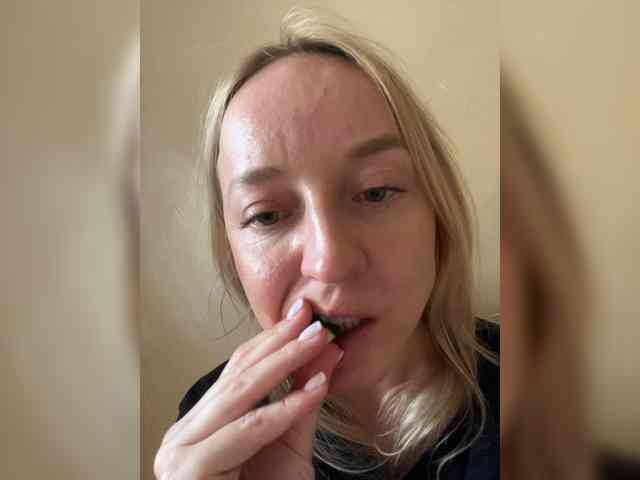 Sara6969 Live Webcam on BongaCams