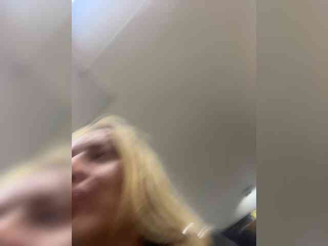 Sara6969 webcam