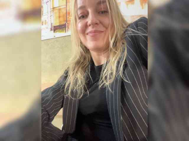Sara6969 webcam