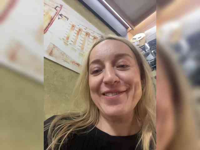 Sara6969 webcam