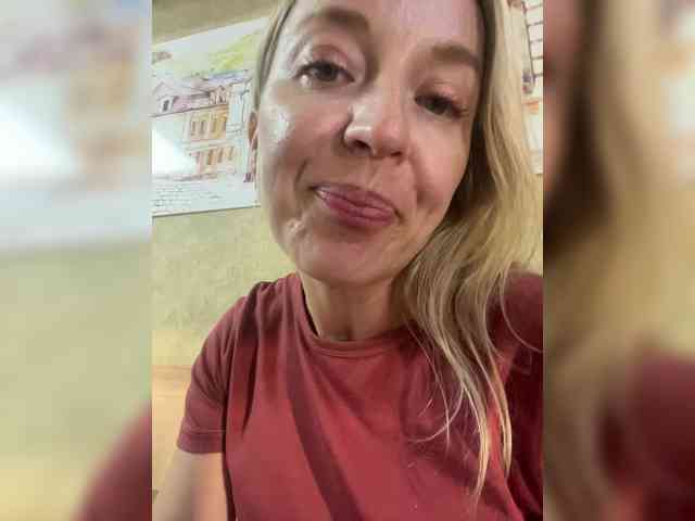 Sara6969 webcam