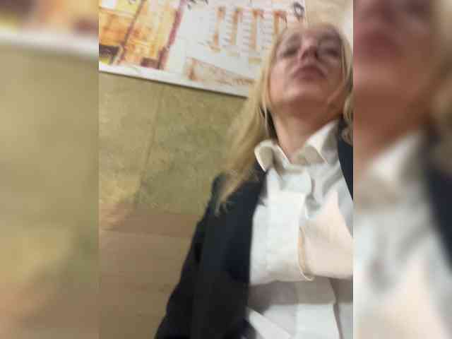 Sara6969 Live Webcam on BongaCams