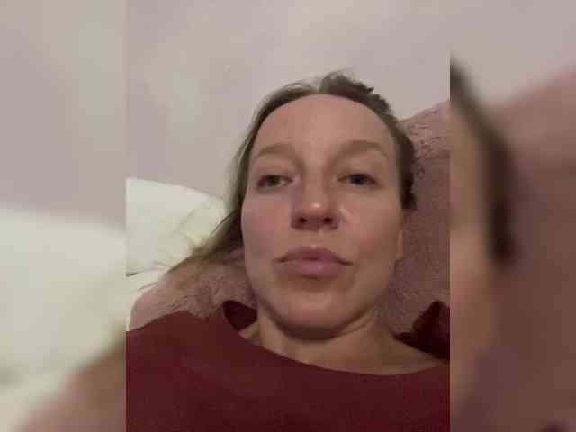 Sara6969 Live Webcam on BongaCams