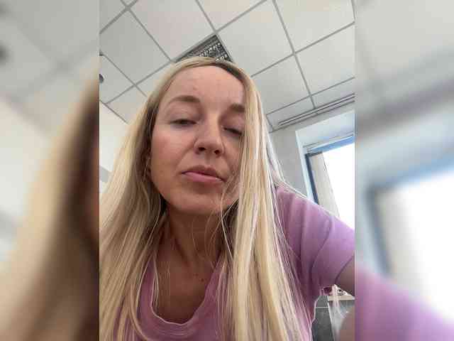 Sara6969 webcam
