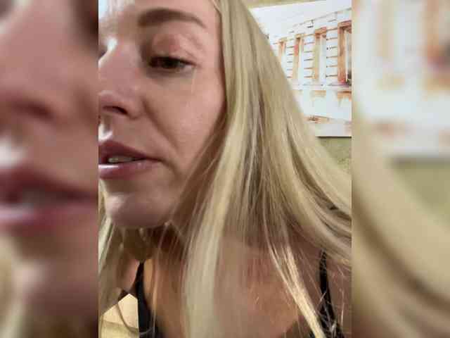 Sara6969 webcam