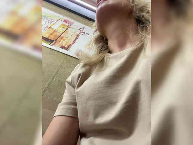 Sara6969 webcam