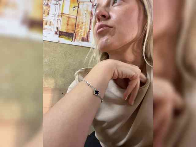 Sara6969 webcam