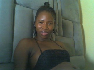 Cuteebony16's Live Webcam