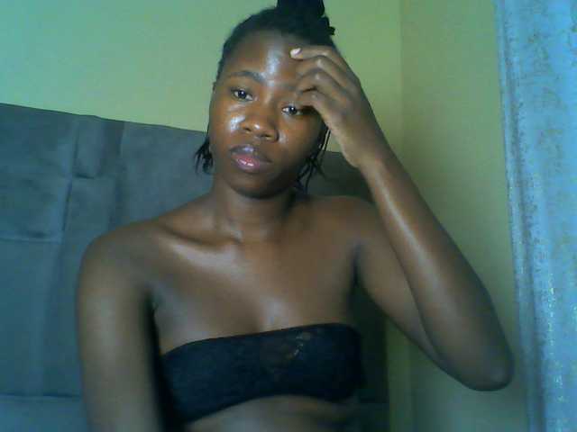 Cuteebony16