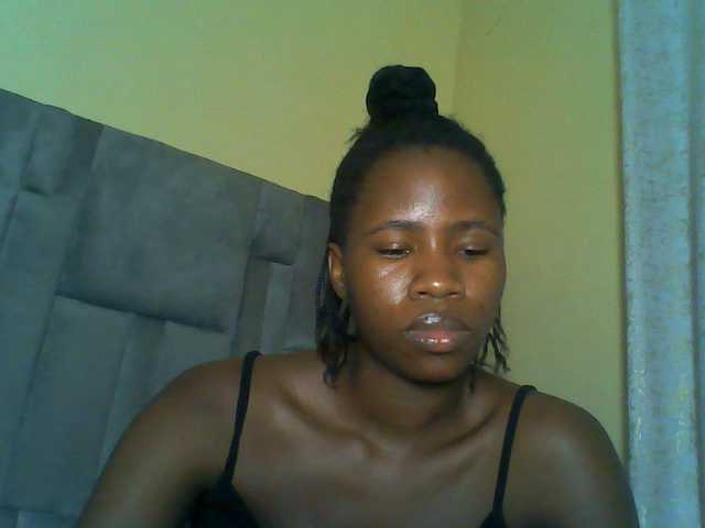 Cuteebony16