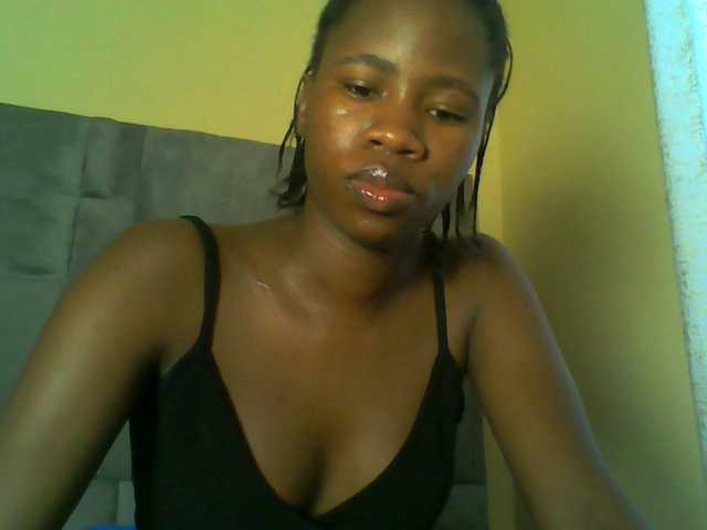 Cuteebony16