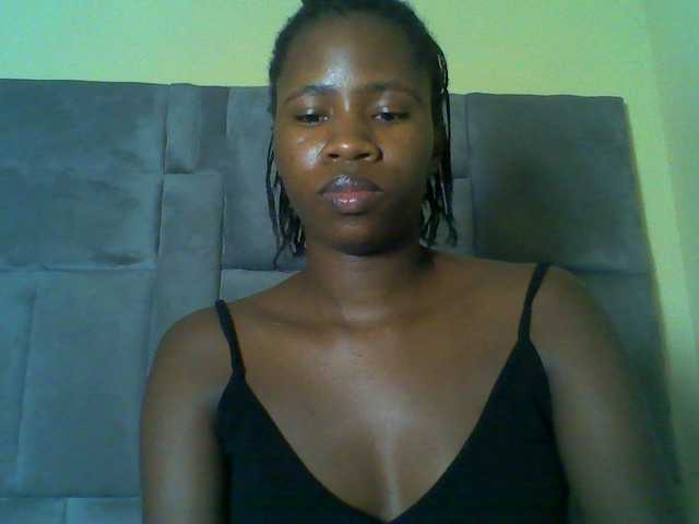 Cuteebony16