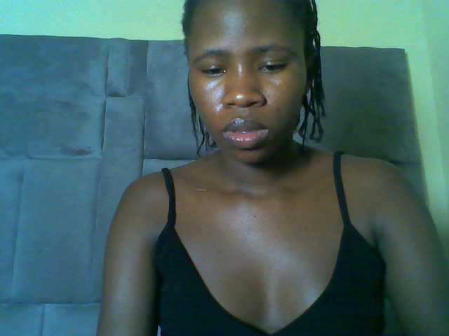 Cuteebony16